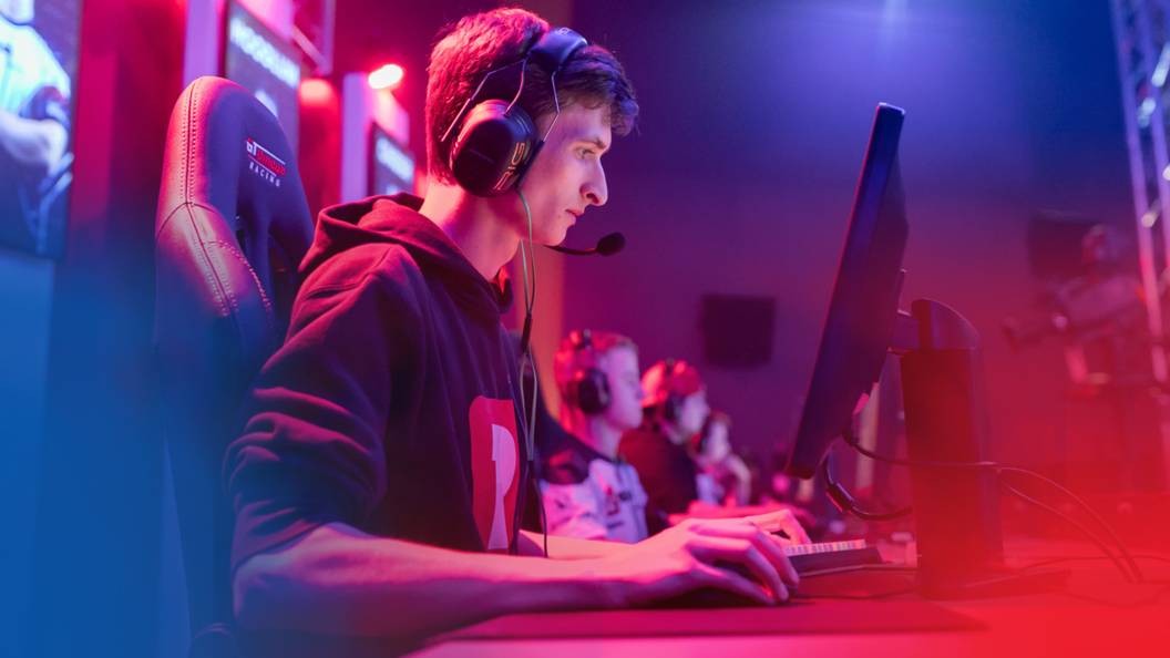 Live eSports Coverage